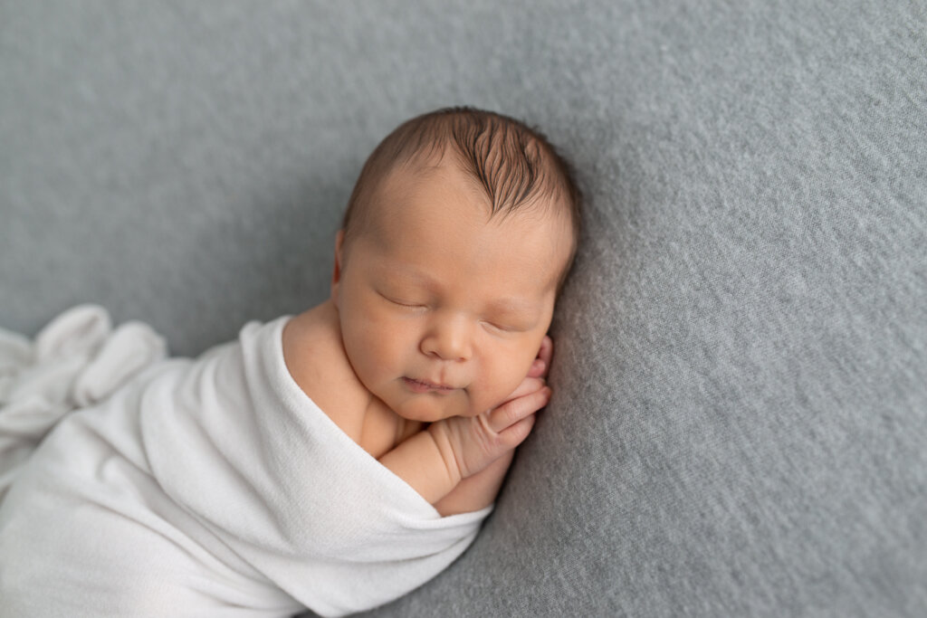 photographe bebe naissance toulon