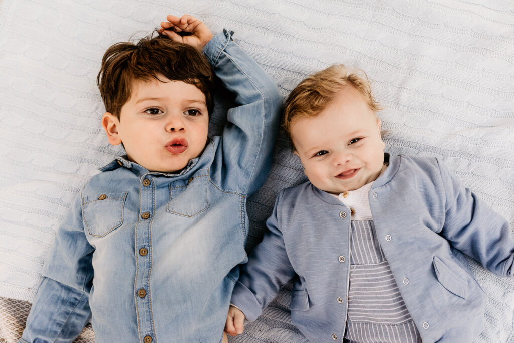 séance photo en famille toulon byoriane