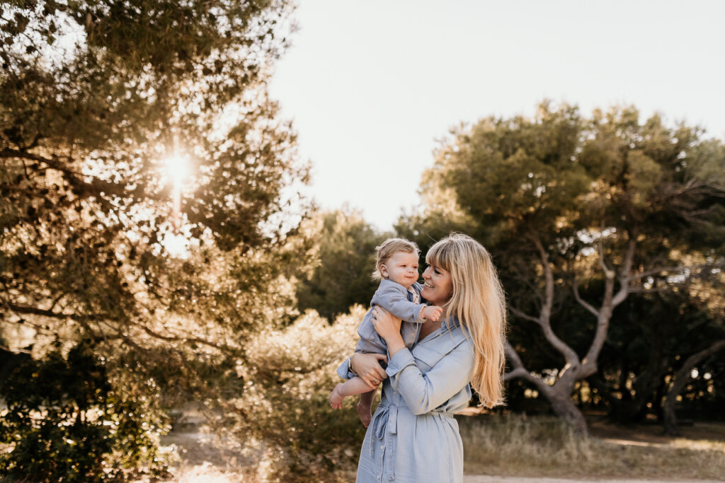 séance photo en famille toulon byoriane