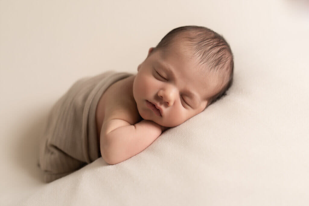 PHOTO NOUVEAU NÉ TOULON